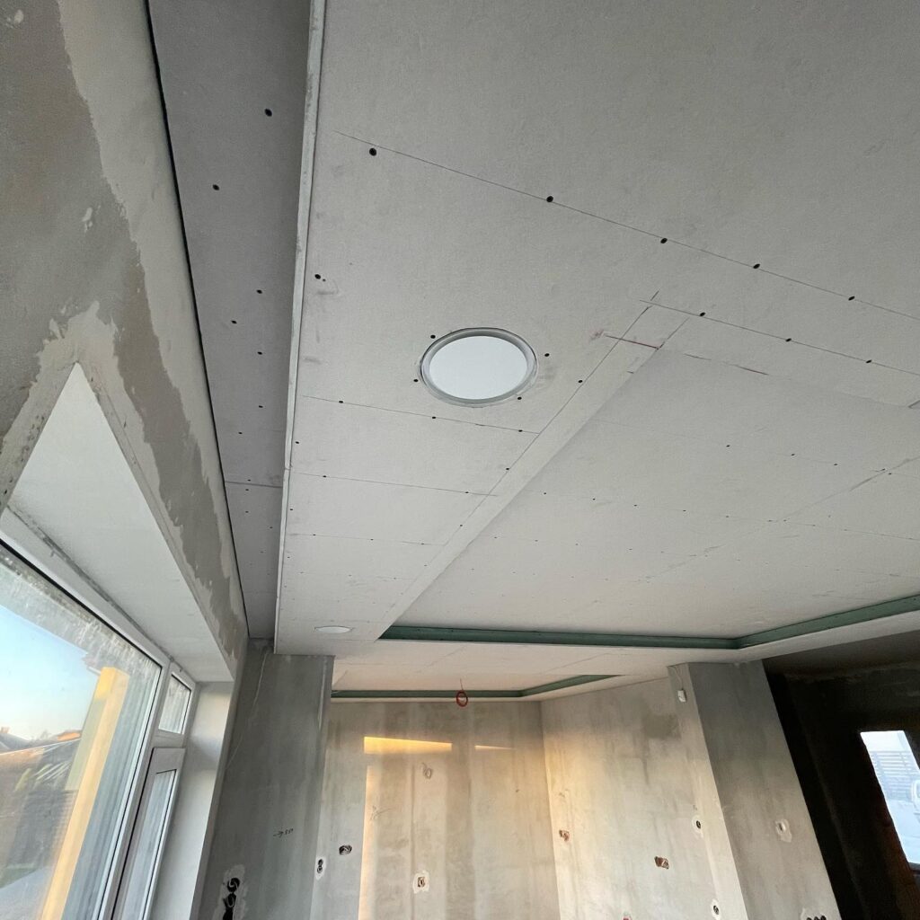 naujos statybos busto irengimas